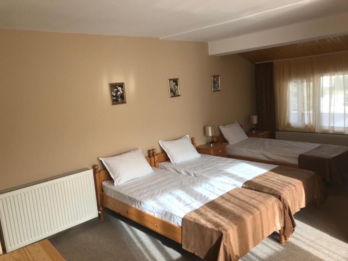 Комплекс Лебанов Hotel Yundola Exterior photo